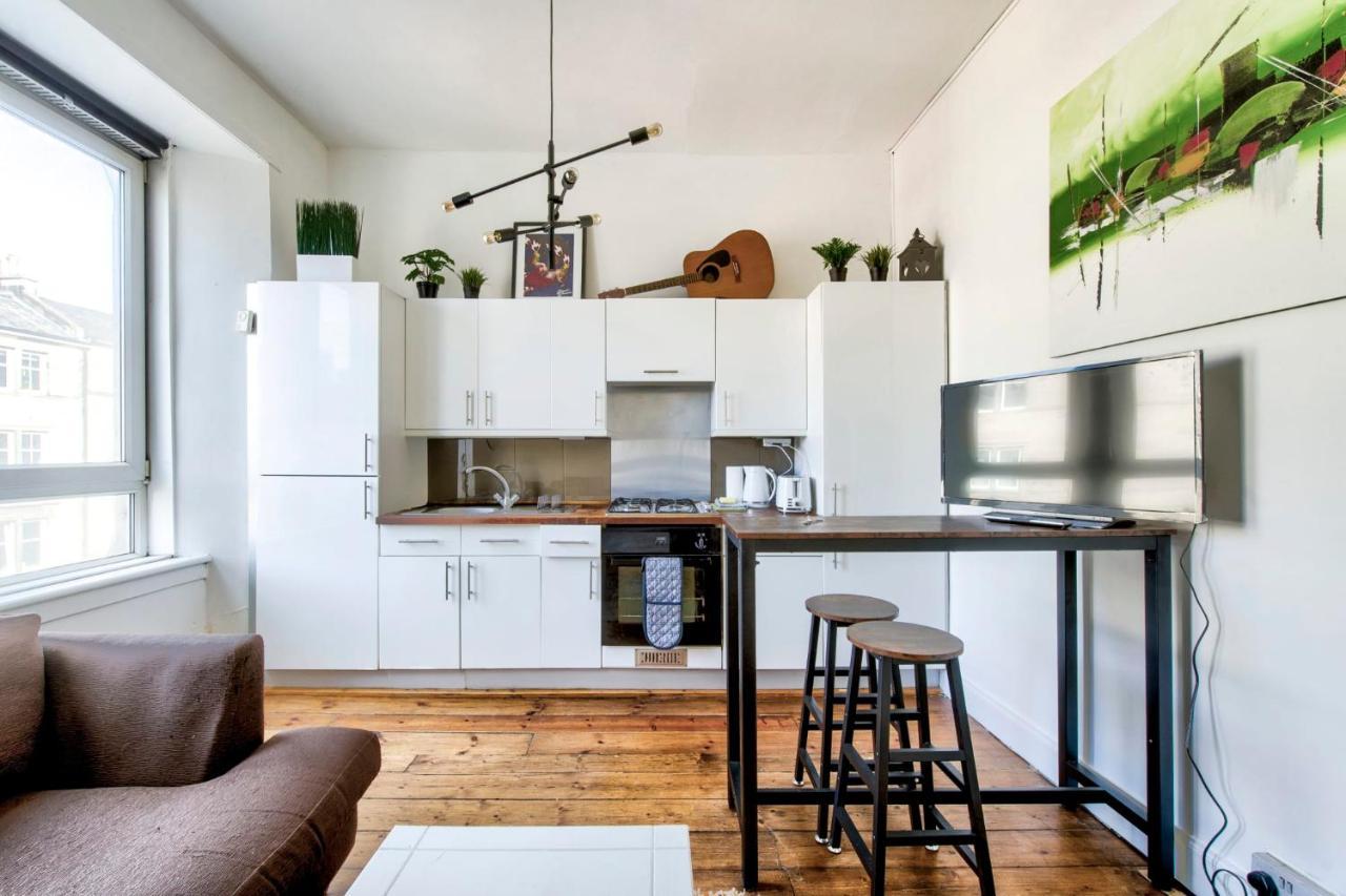 Artsy Modern 1Br Home In Abbeyhill Edynburg Zewnętrze zdjęcie