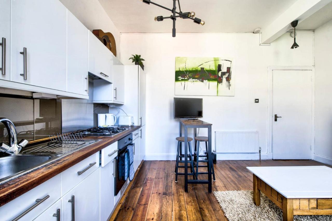 Artsy Modern 1Br Home In Abbeyhill Edynburg Zewnętrze zdjęcie